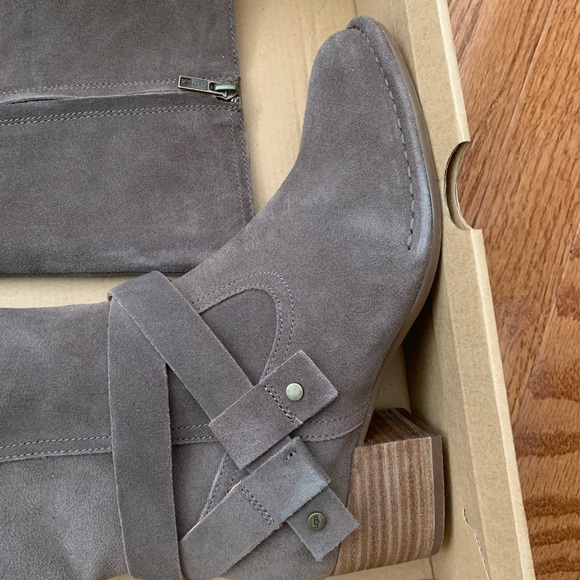 Ugg Bandara Knee High Boot - Picture 4 of 6